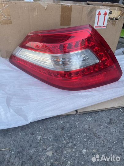 Фара задняя левая Nissan Teana J32 оригинал