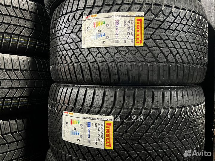 Pirelli Scorpion Winter 2 275/35 R22 и 315/30 R22 105V
