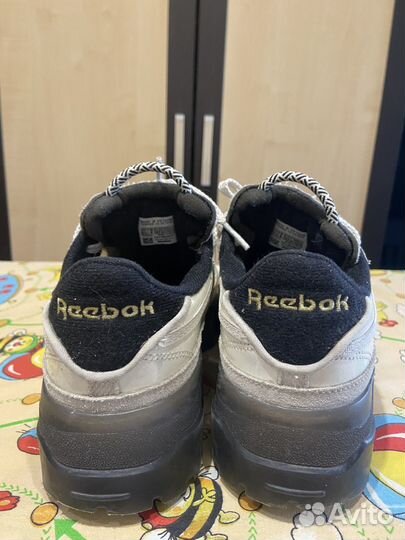 Кроссовки reebok женские белые