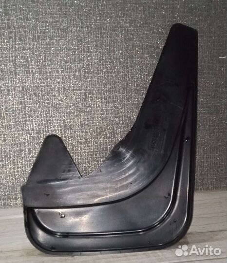 Брызговики универсальные