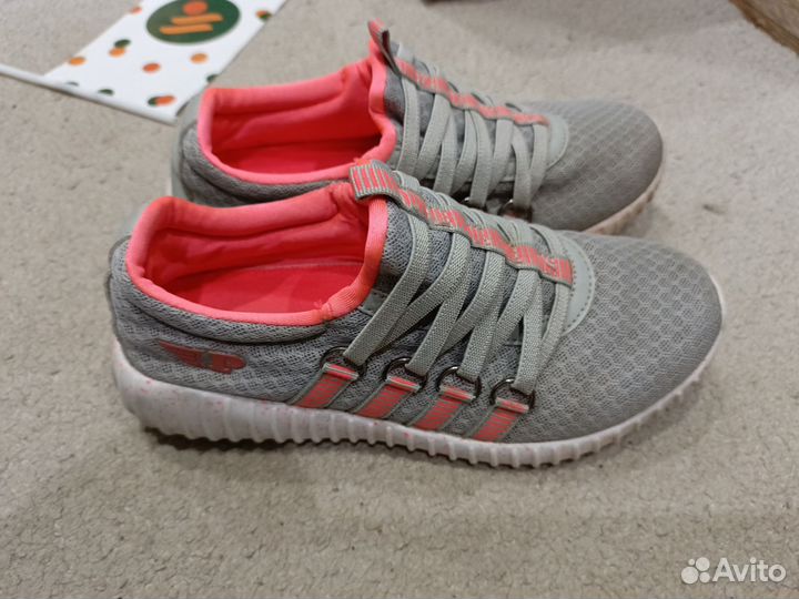 Кроссовки для девочки 36 размер