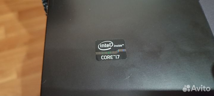 Игровой ноутбук.огромный 17И 3 дюйма