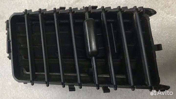 Дефлектор воздушный Mitsubishi Lancer X 2.0 2009