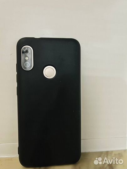 Xiaomi Mi A2, 4/32 ГБ