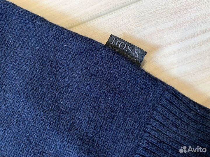 Свитер Hugo Boss / р-р: 50 (L)