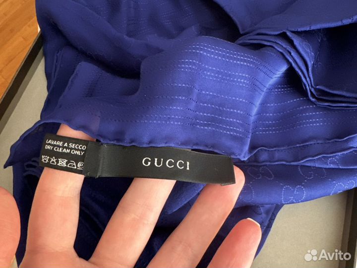 Gucci шелковый платок