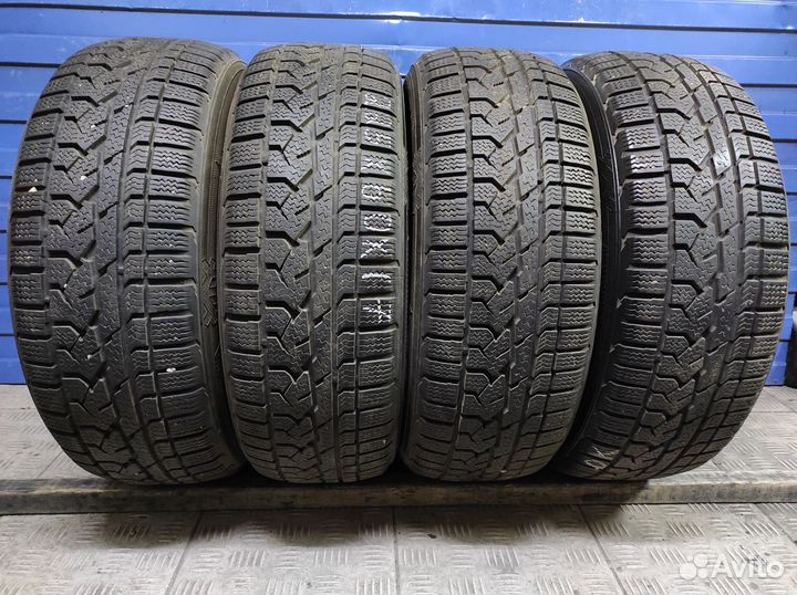 Kumho I'Zen RV KC15 225/60 R17 103H