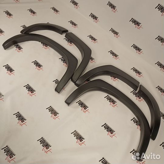 Арки на Chevrolet Niva Квадратные