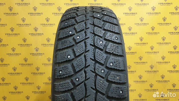 Kumho I'Zen Wis KW19 215/60 R16 95