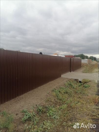 Заборы из профнастила