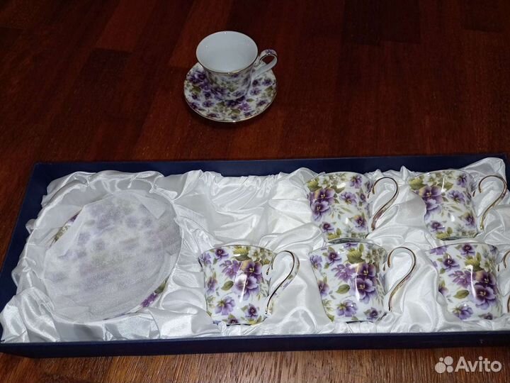 Фарфор чайный сервиз
