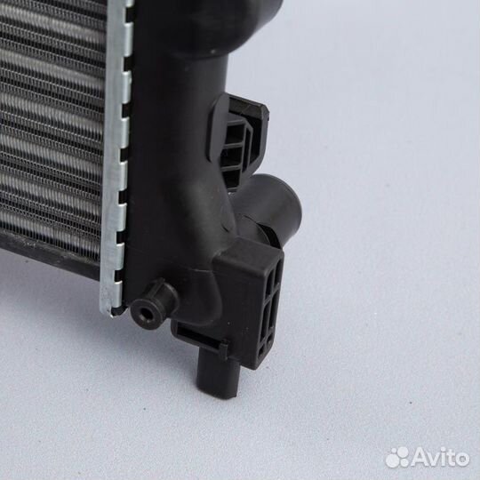 Радиатор охлаждения Фольксваген Поло 1.2-1.6 AT/MT