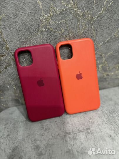 Чехлы на iPhone 11