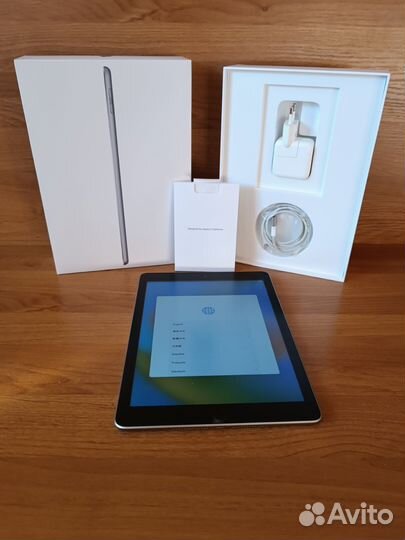 iPad 6 2018 поколение 32 gb WiFI