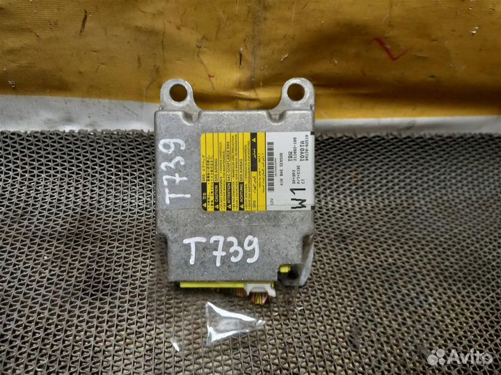 Блок управления Airbag toyota corolla ZZE121