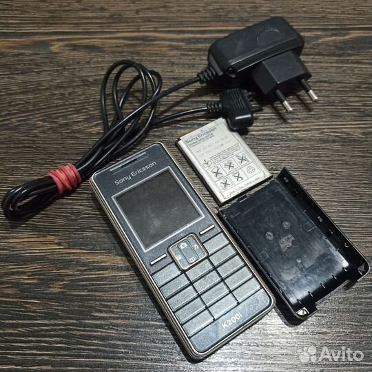 Sony Ericsson K200i