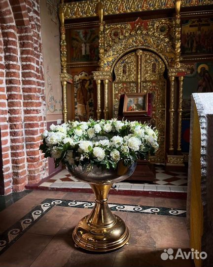 Украшение живыми цветами на Крещение, Венчание