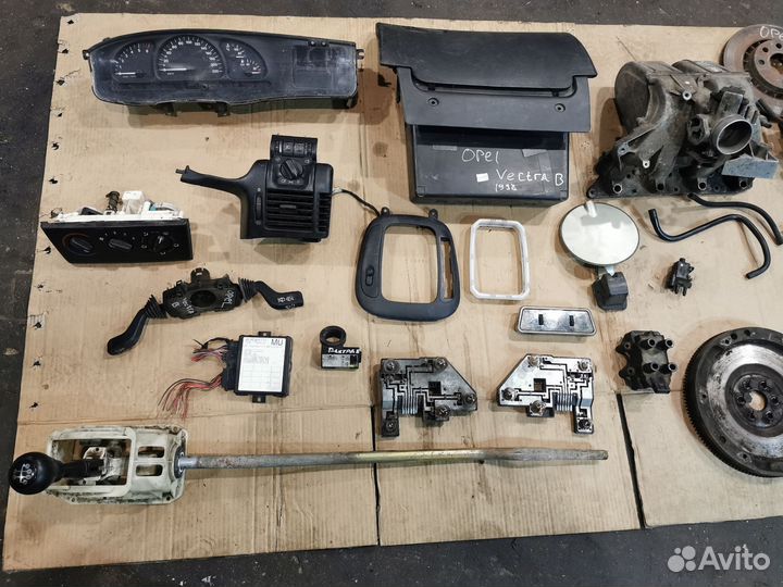 Запчасти Opel Vectra B 1.8 МКПП 1999 г