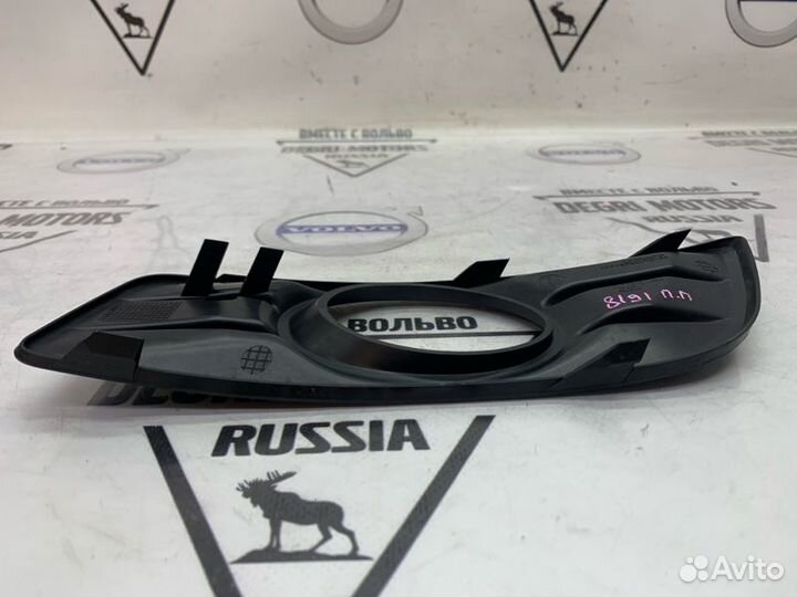 Рамка птф правая Volvo V50 (2008-2012) 30779101