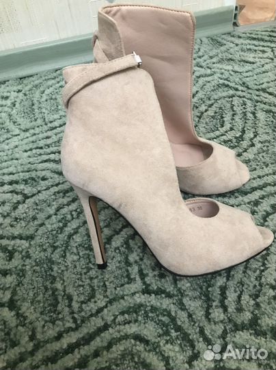 Босоножки женские 36 размер