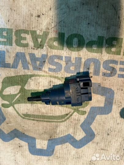 Датчик педали сцепления Volkswagen Polo RUS 1.6