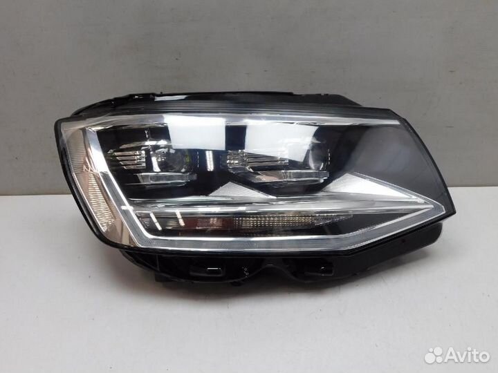 Фара правая Volkswagen California/Caravelle/Multiv