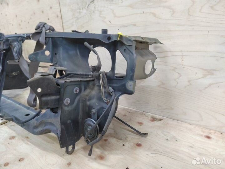 Рамка радиатора Toyota Camry SV30 4SFE 1992