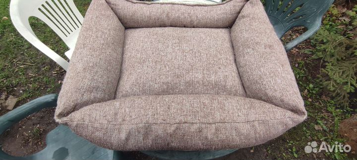 Лежанка для собак