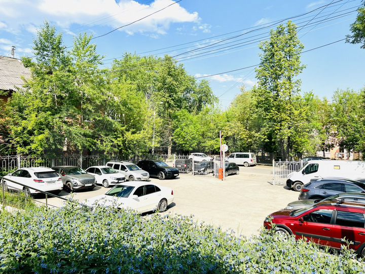 Здание, 1124.3 м²