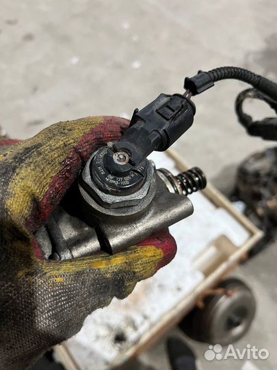 Топливный насос тнвд VAG 06F127025H 2.0 tfsi