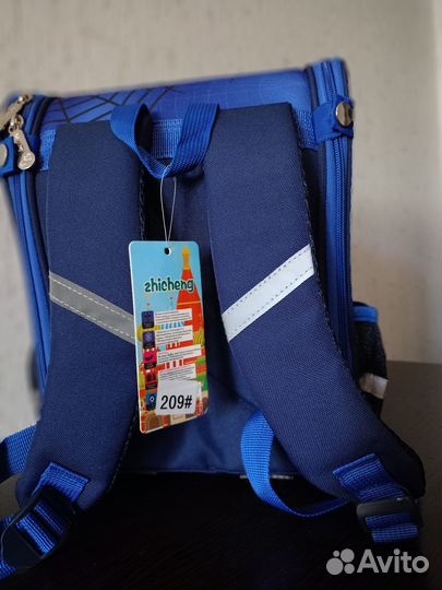 Рюкзак для начальной школы в наличии