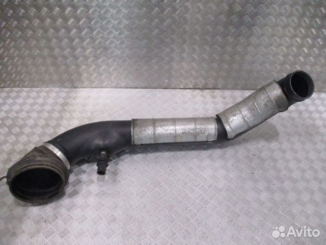 Патрубок воздушного фильтра Volvo 20551487