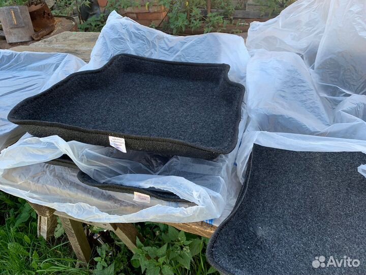 Коврики для Тигуана