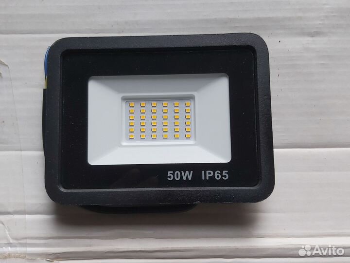Светодиодный прожектор 50 вт