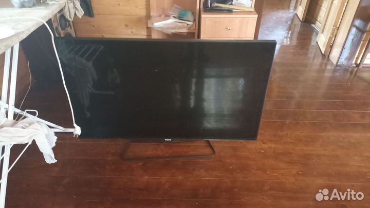 Телевизор philips на запчасти