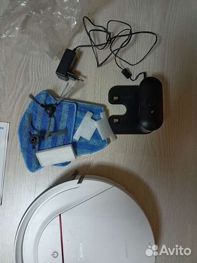 Робот-пылесос Midea WCR03