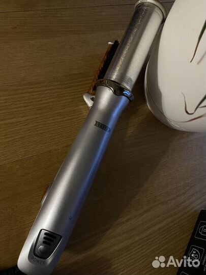 Выпрямитель для волос