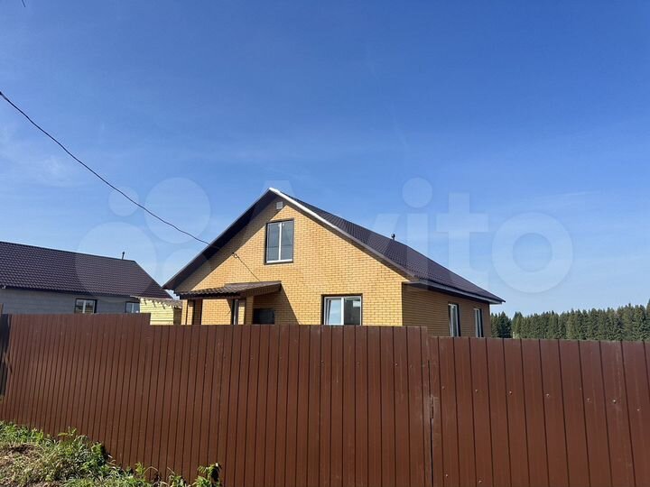 Дом 100 м² на участке 10 сот.