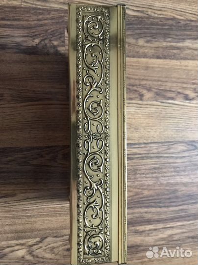 Металлическая коробка из под конфет СССР