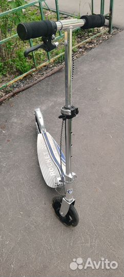 Самокат взрослый с ручным тормозом
