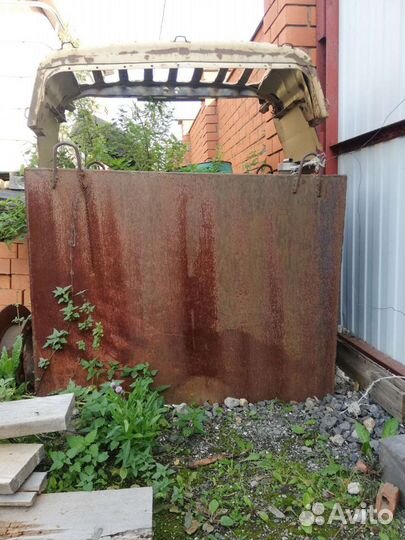 Железный бак