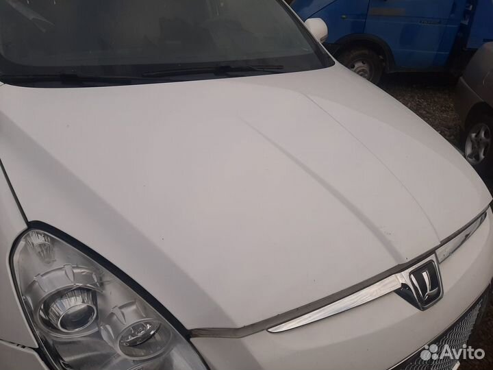 Капот на Luxgen 7 SUV, Лаксджин