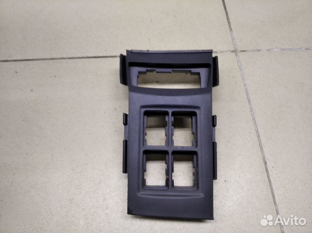 Накладка (кузов внутри) Fortuner 2015