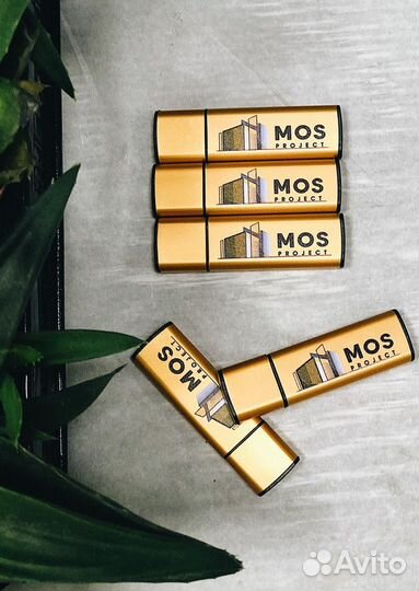 Флешка с логотипом. Нанесение рисунка на флешку