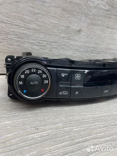 Блок управления печкой Mercedes E-Class W211 OM642