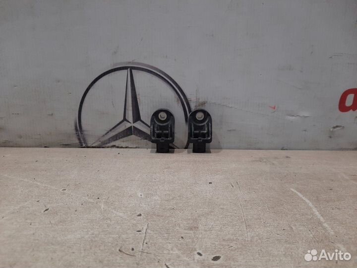 Датчик airbag Toyota Prius XW30 2012