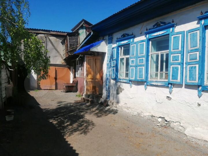 Дом 35 м² на участке 8 сот.