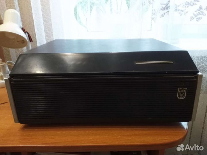 Катушечный магнитофон 