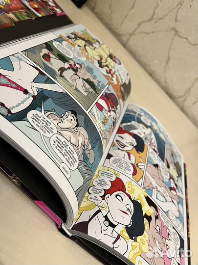 Комиксы Харли Квин в твердой обложке