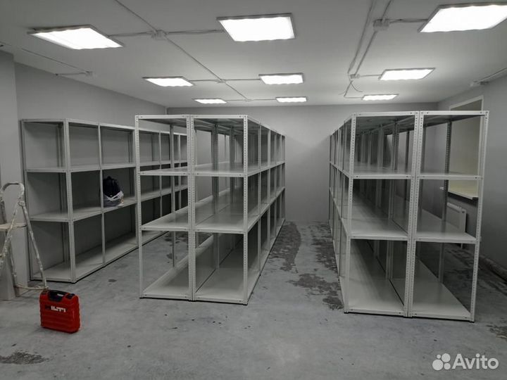 Грузовой стеллаж металлический